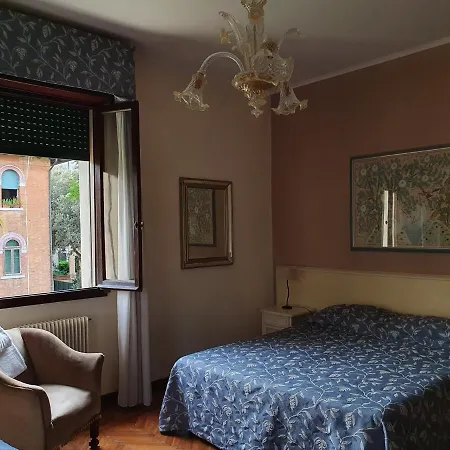 Berghinz Bed and Breakfast