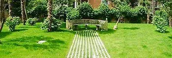 Berghinz Bed and Breakfast