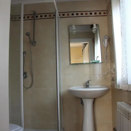 Bed and Breakfast Berghinz 3*